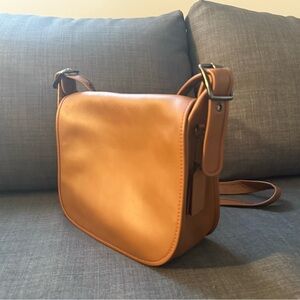 Vintage Coach Patricia Crossbody Saddle Bag